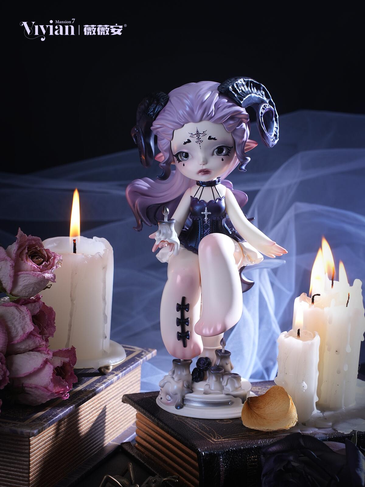 【Sale】Vivian Series Figure