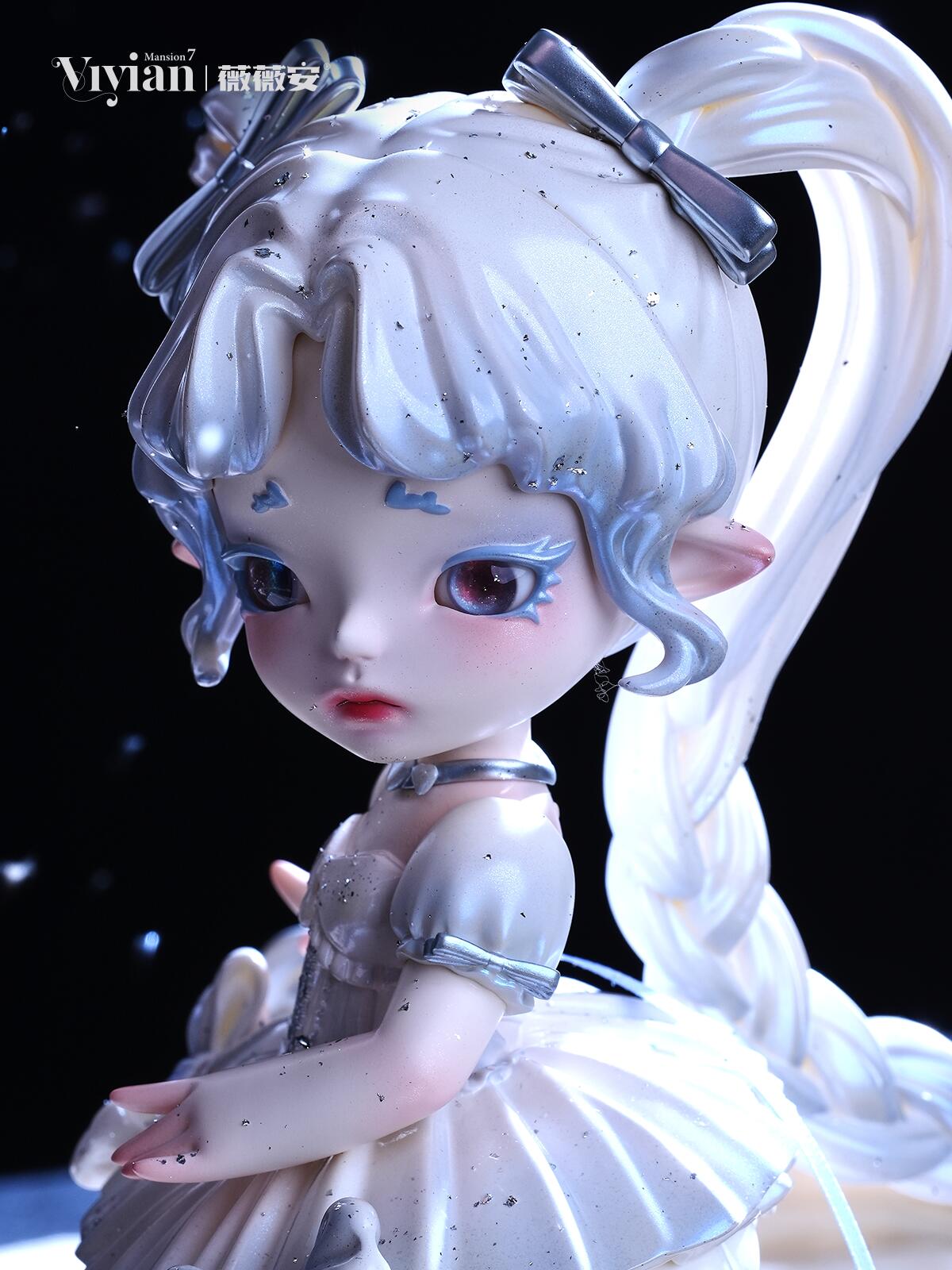 【Sale】Vivian Series Figure