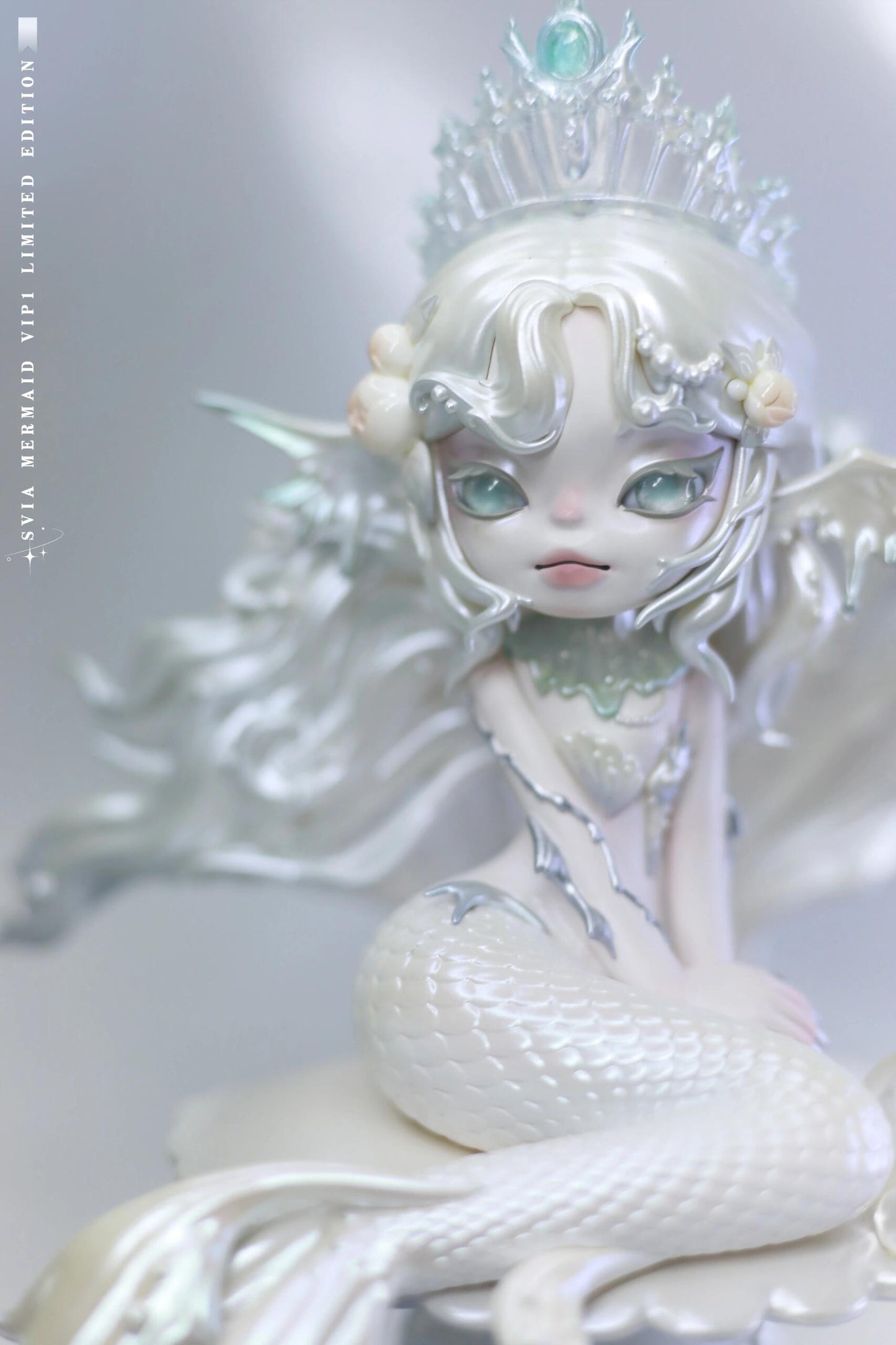 【Sale】Dominator Limited Edition Figure-PLEASE ORDER SEPARATELY