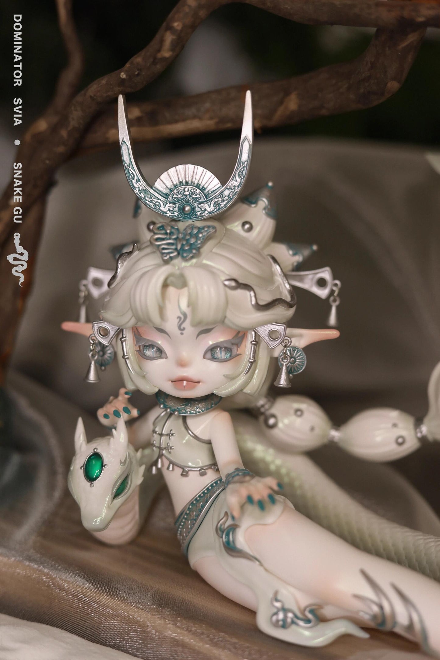 【Sale】Dominator Limited Edition Figure-PLEASE ORDER SEPARATELY
