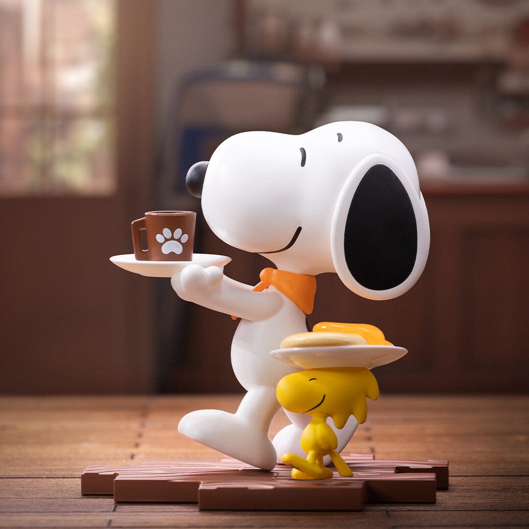 Snoopy store Collection with his bestfriend