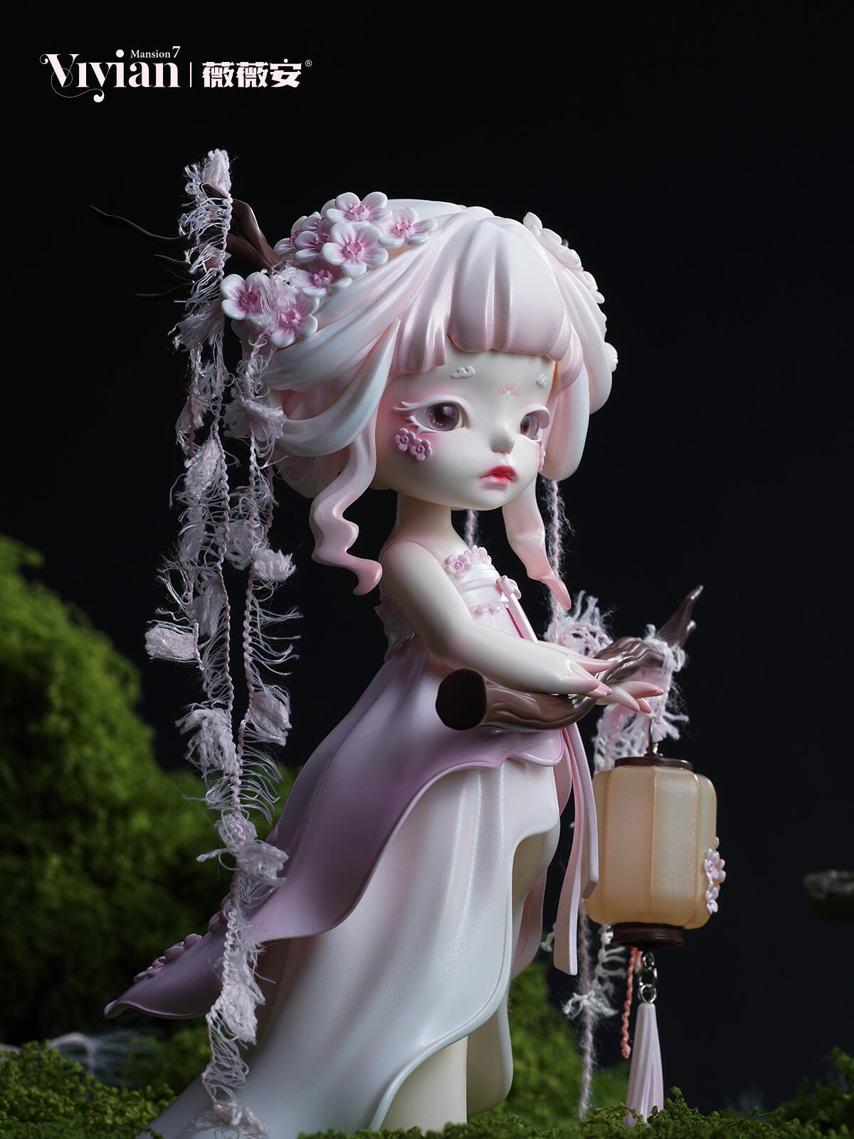 【Sale】Vivian Series Figure