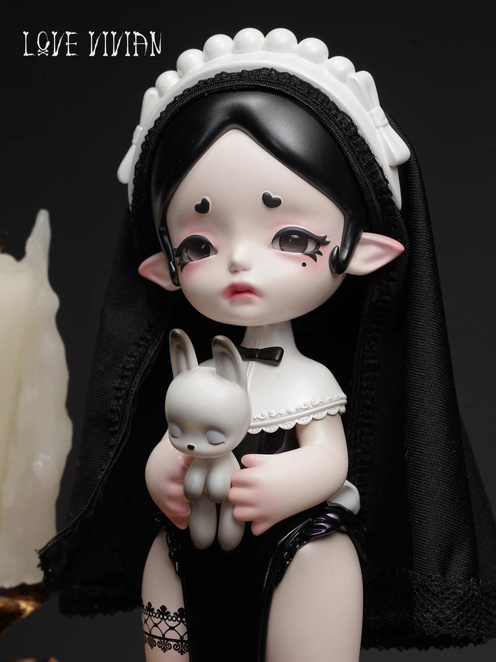 【Sale】Vivian Series Figure