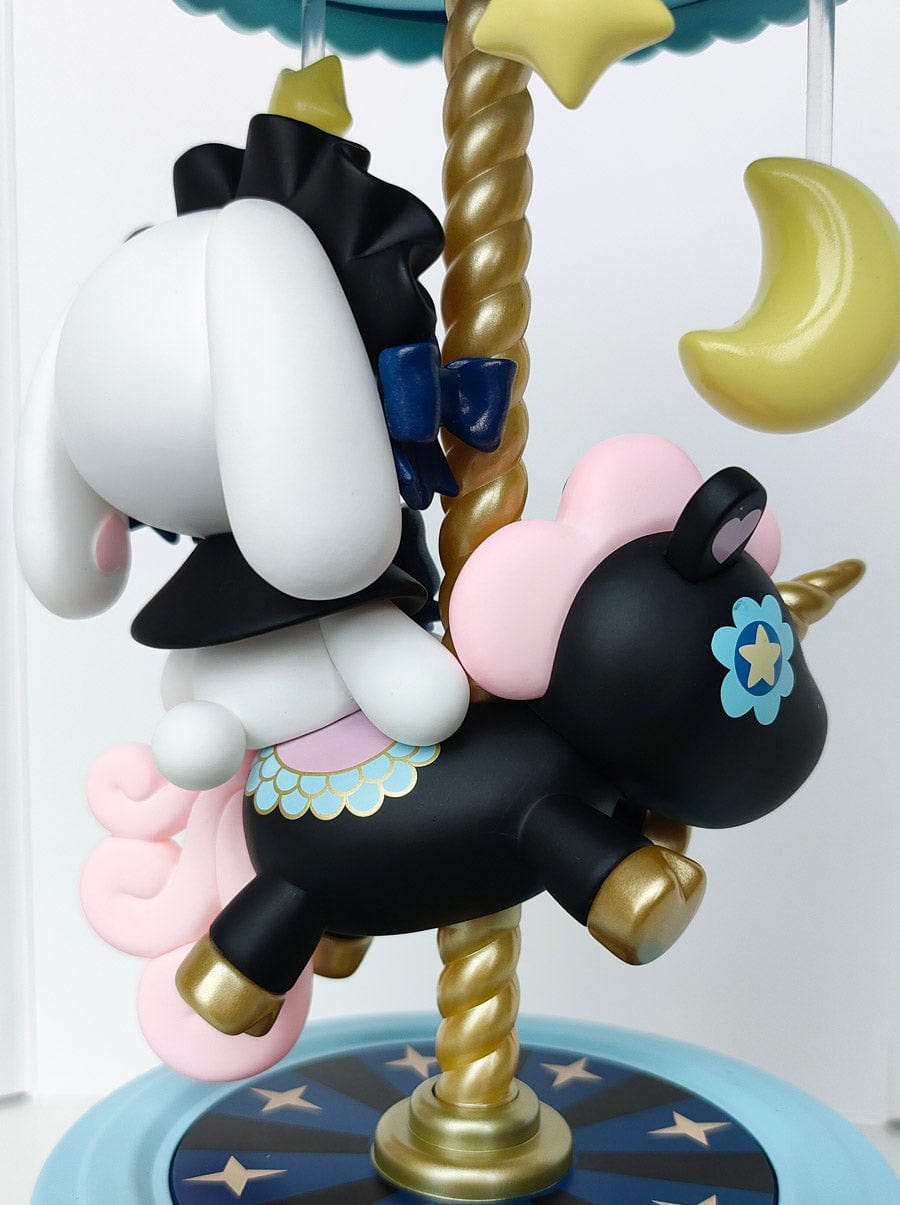 EMMA Fantasy Carousel Music Box Big Figure
