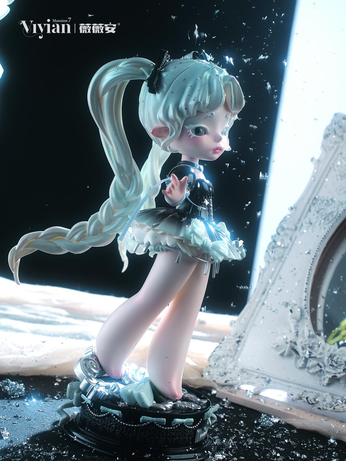 【Sale】Vivian Series Figure