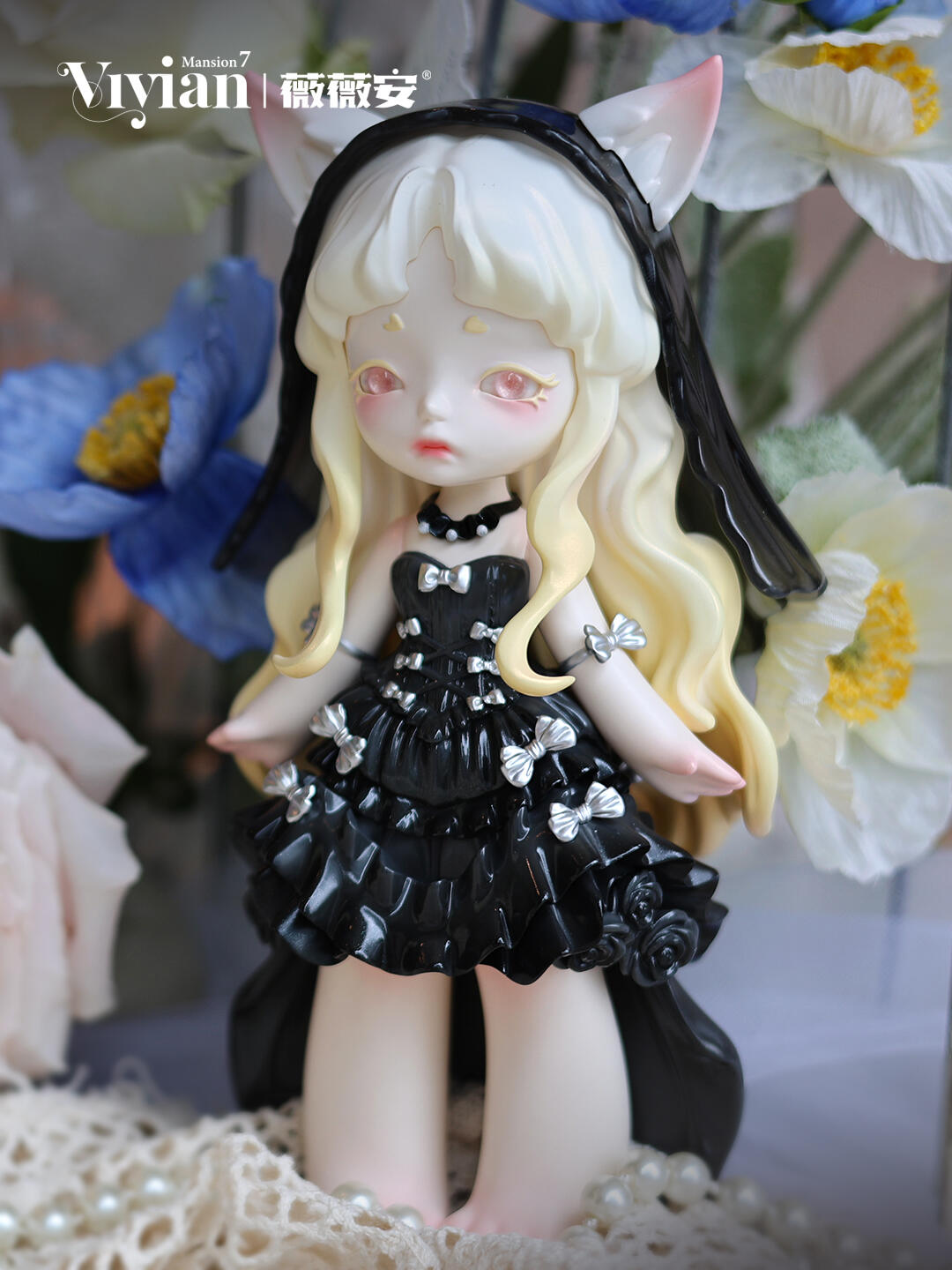 【Sale】Vivian Series Figure