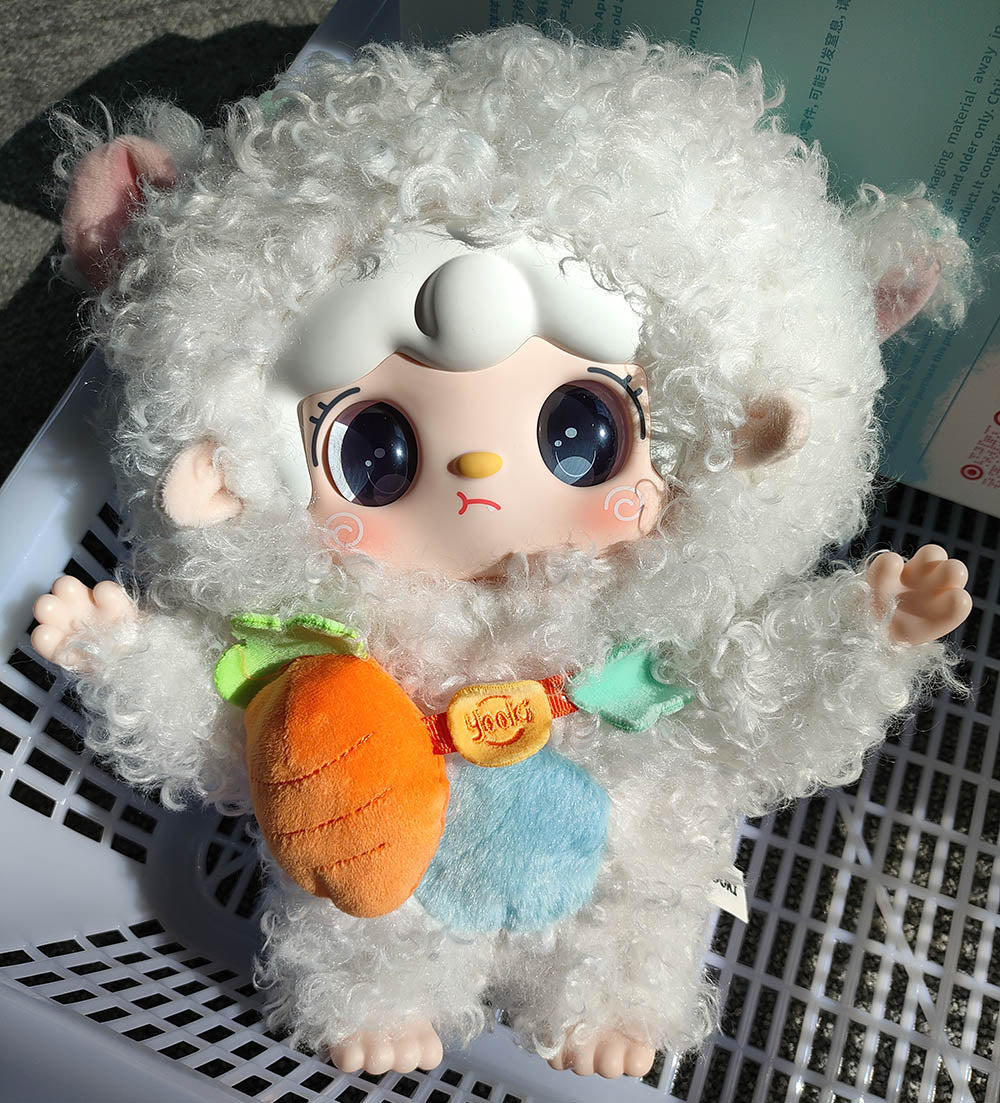 【Sale】Yooki Lamb 400% Vinyl Plush