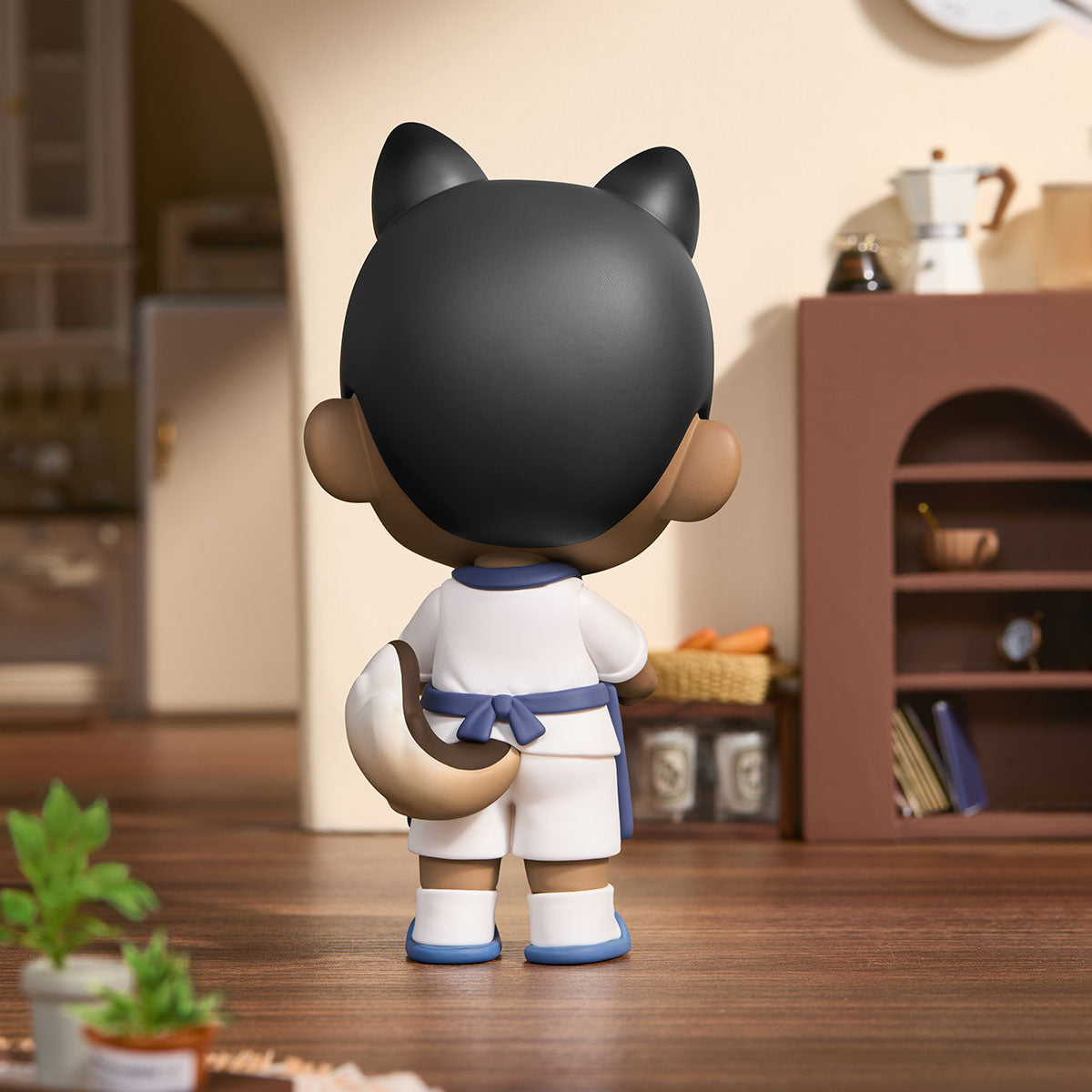 KUBO Loyal Puppy Figurine