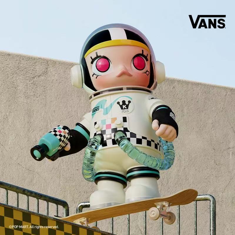 【Sale】MEGA SPACE MOLLY 400% Figure