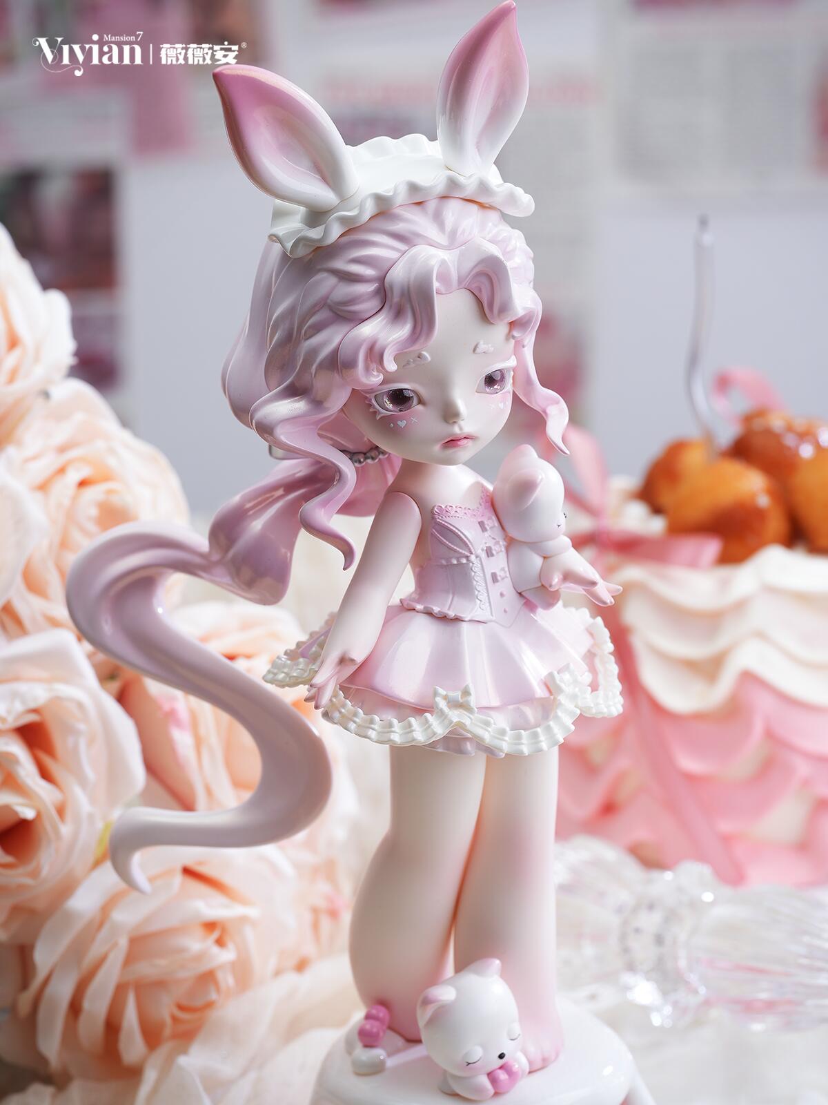 【Sale】Vivian Series Figure