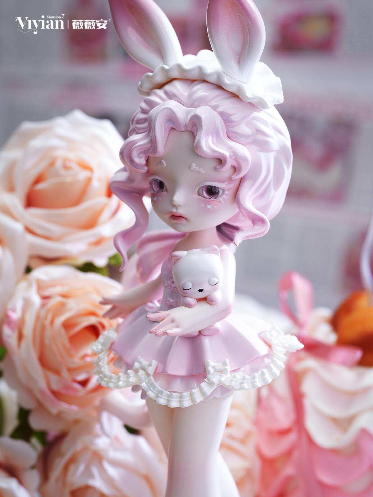 【Sale】Vivian Series Figure