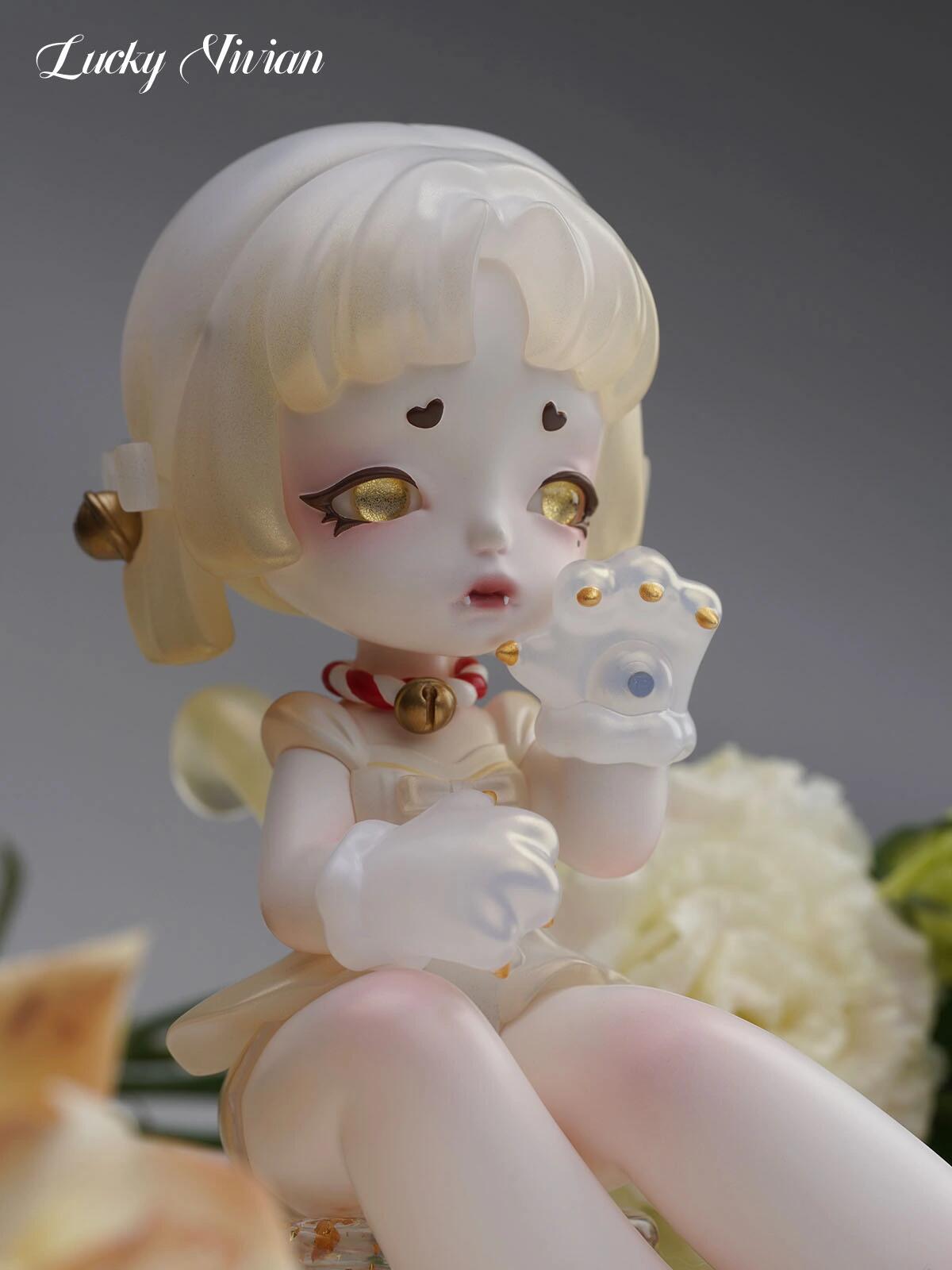 【Sale】Vivian Series Figure