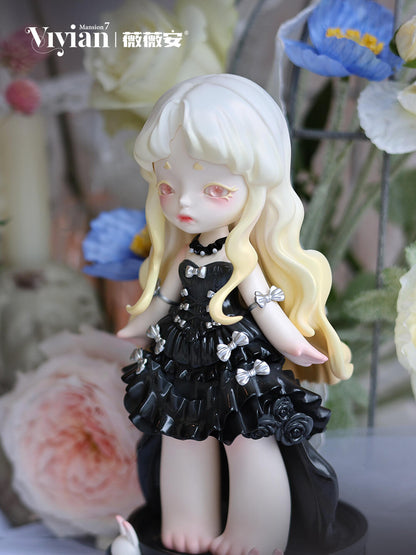 【SALE】Vivian Series Figure